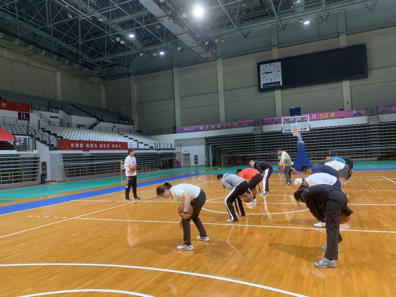 青训球员首次助攻完成精彩配合